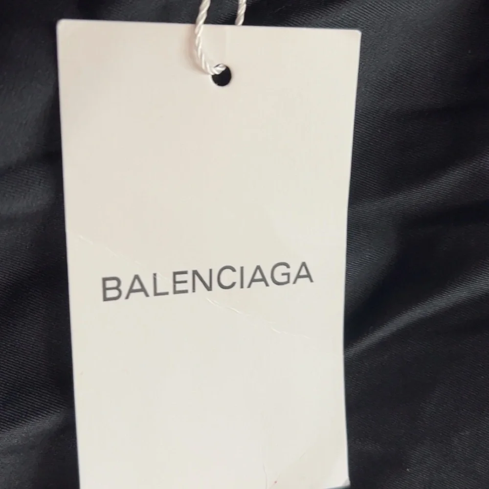 RARE Balenciaga Girls’ Yoga Set – Size S or Women’s XS – NWT Luxe Black 2-Piece - Picture 10 of 11